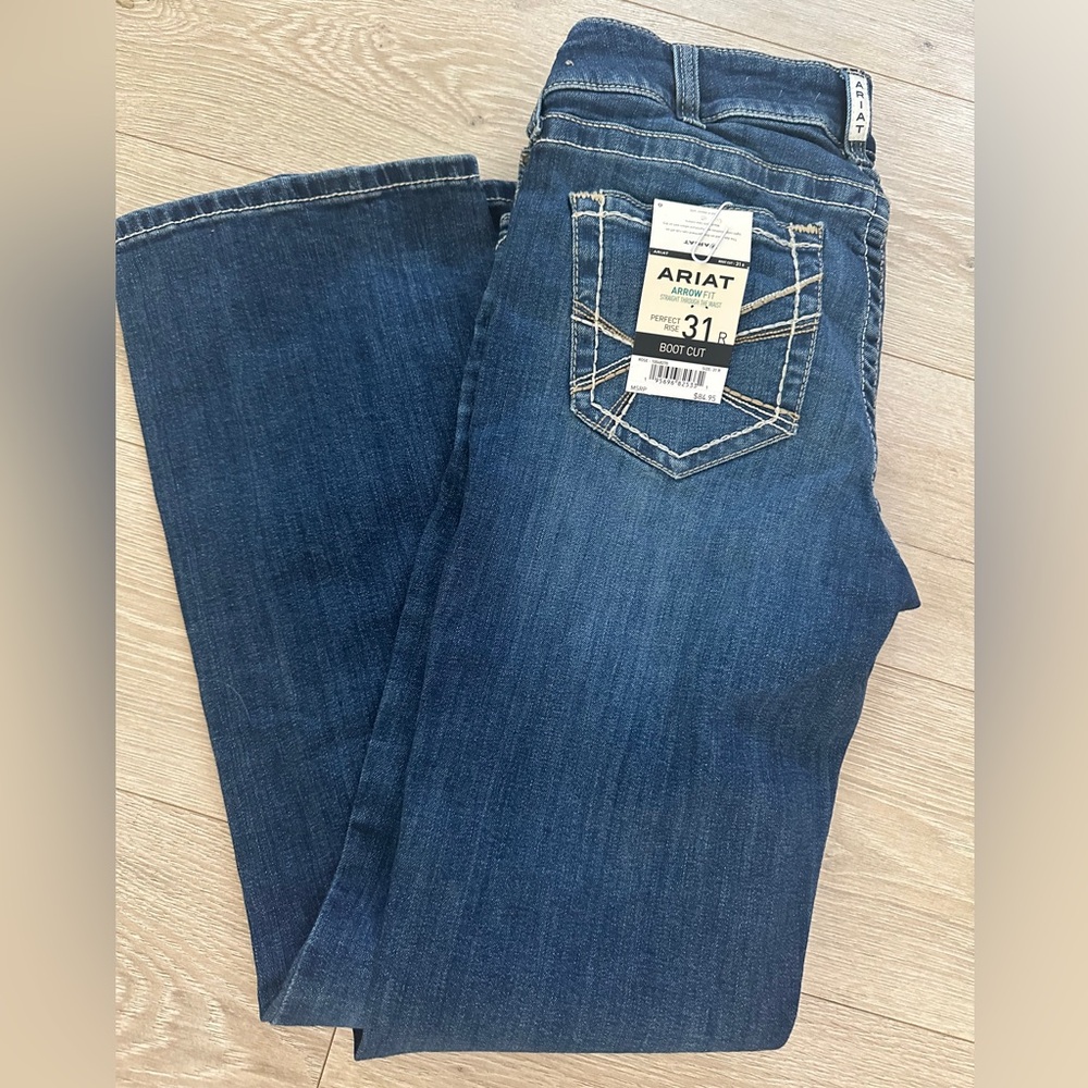Ariat Jeans Women's Size 31  Perfect Rise Bootcut Arrow Fit NWT